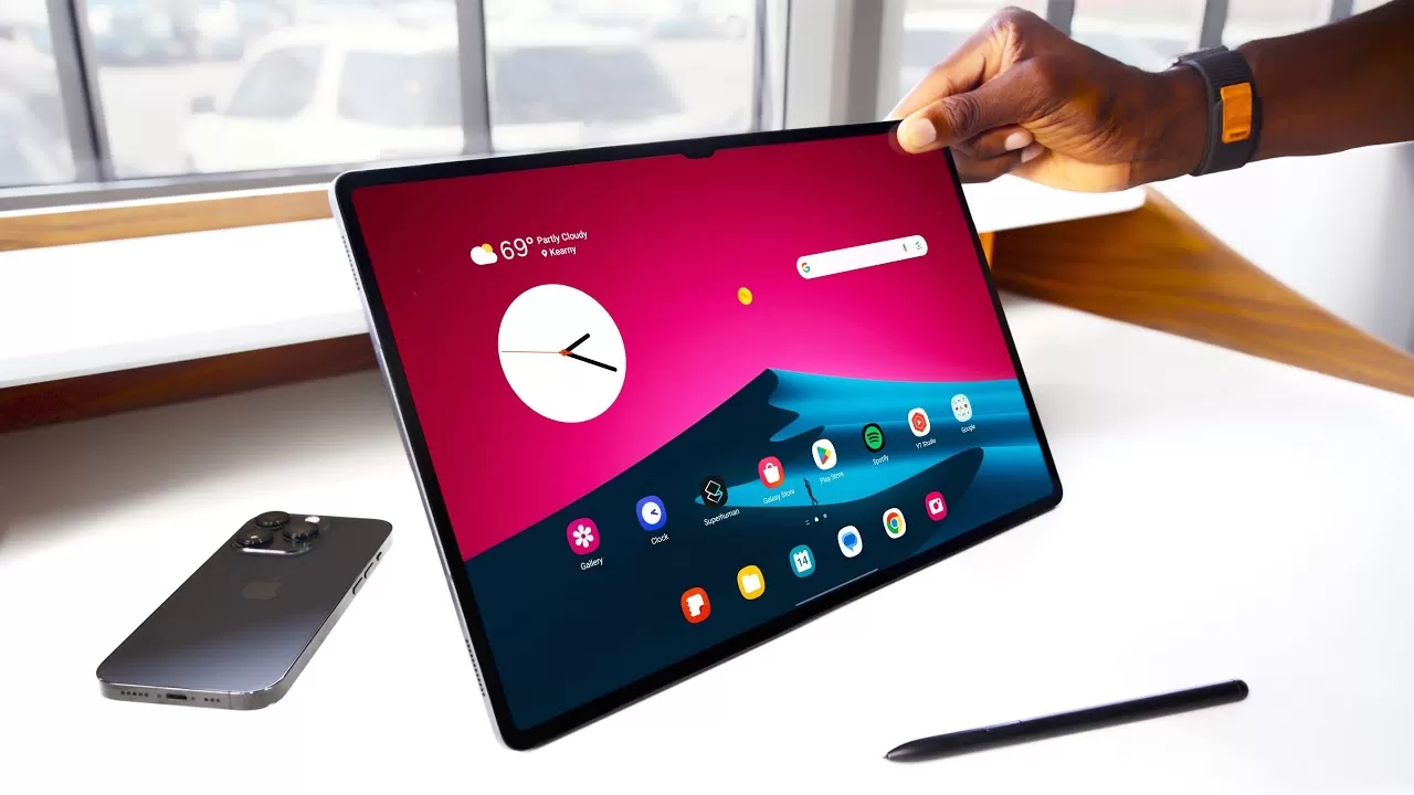 Samsung Tab S9 Ultra Is the iPad Killer